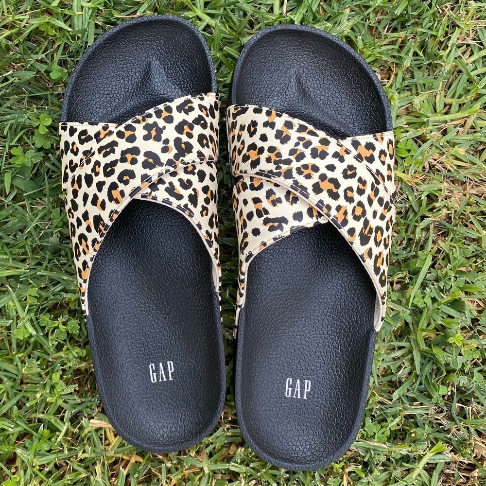 Leopard Print Sliders - Picture 3 of 5